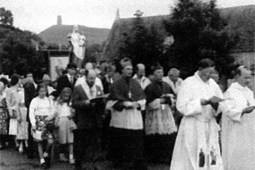 1989 Pilgrimage Procession