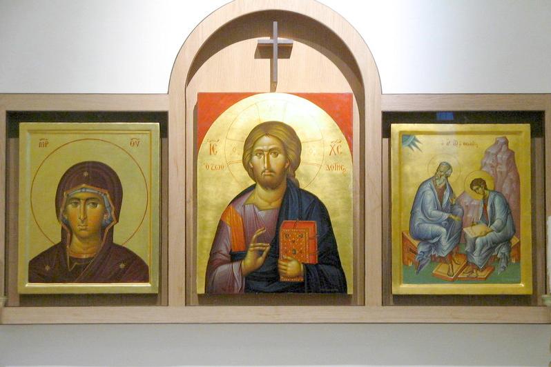 Karoussos Icons